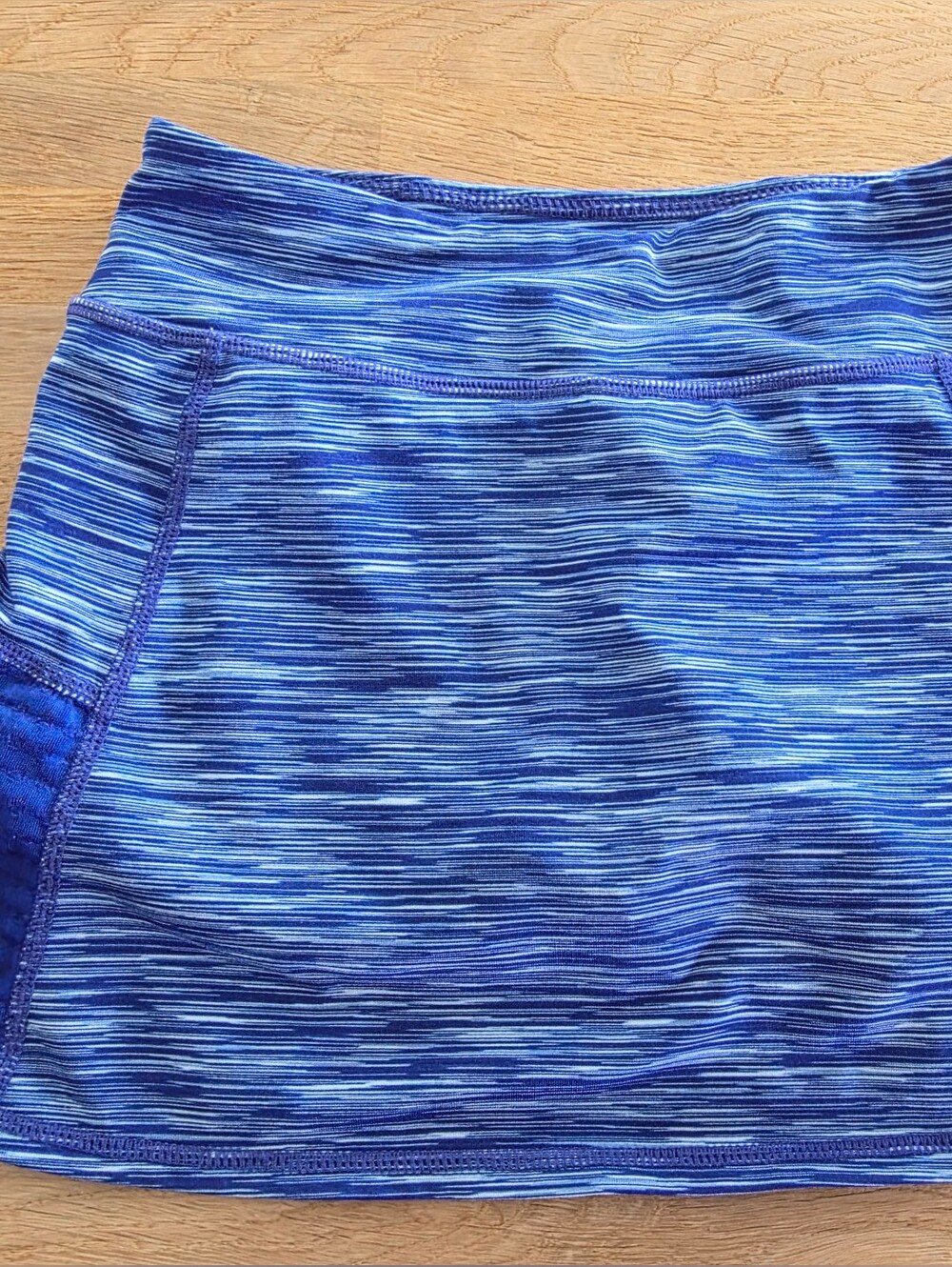 Z by Zella Blue Shite Space-Dye Skort Sz Medium 8/10 EUC